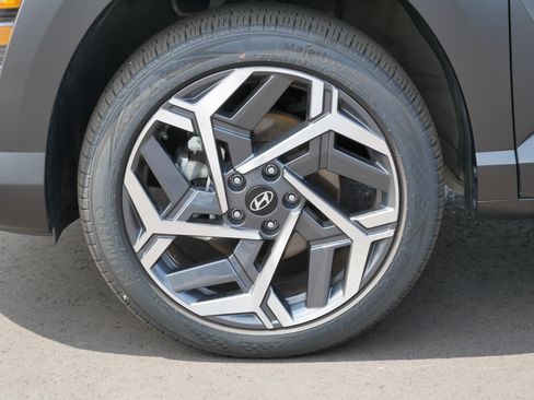 Used 2026 Hyundai Kona SEL Premium AWD/4WD image 9
