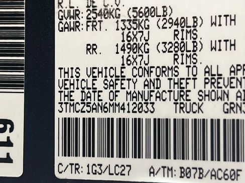 Certified 2021 Toyota Tacoma TRD Off-Road w/ TRD Premium Off Road Package AWD/4WD image 29