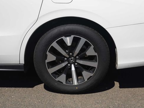 Used 2025 Honda Odyssey EX-L image 10