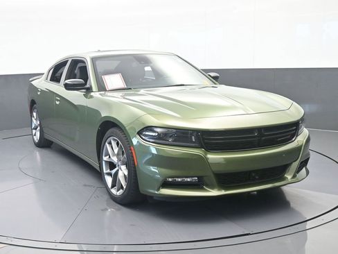 Used 2023 Dodge Charger SXT w/ Plus Group RWD image 9
