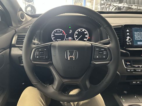 New 2026 Honda Ridgeline Sport image 10
