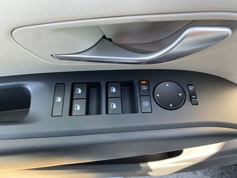 New 2026 Hyundai Tucson SE image 11