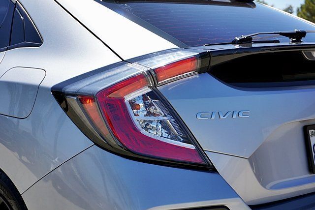 Used 2018 Honda Civic Sport image 7
