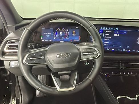 Used 2024 Chevrolet Traverse LS w/ Midnight/Sport Edition AWD/4WD image 15