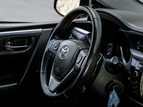 Used 2016 Toyota Corolla S FWD image 18