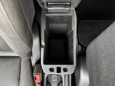 Used 2020 Jeep Renegade Sport image 36