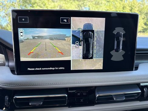 Certified 2022 Lincoln Nautilus Reserve image 24