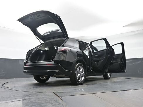 Used 2023 Honda HR-V LX image 44