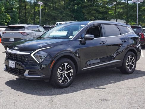 Used 2025 Kia Sportage EX AWD/4WD image 8
