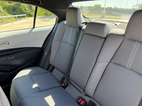 Used 2026 Toyota Corolla SE FWD image 29