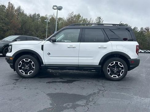 Used 2024 Ford Bronco Sport Outer Banks w/ Tech Package image 3