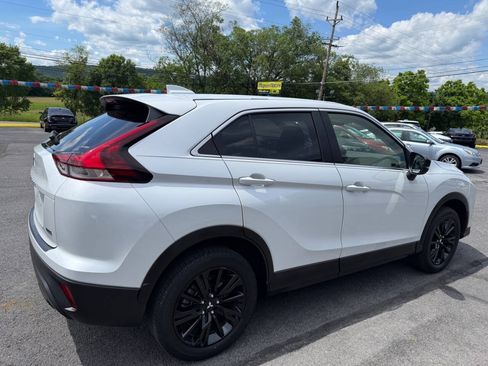 Used 2023 Mitsubishi Eclipse Cross LE AWD/4WD image 5