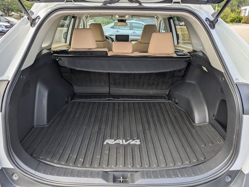 Used 2023 Toyota RAV4 XLE image 10