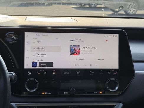 Used 2024 Lexus RX 500h F Sport image 10