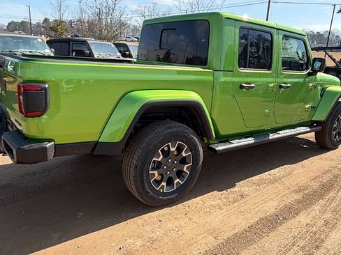 New 2026 Jeep Gladiator Sport image 8