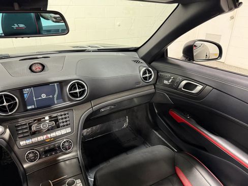 Used 2016 Mercedes-Benz SL 550 w/ Mille Miglia Edition image 27