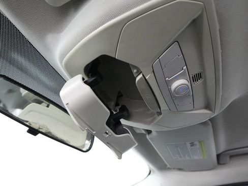 Used 2012 Ford Focus SEL FWD image 46