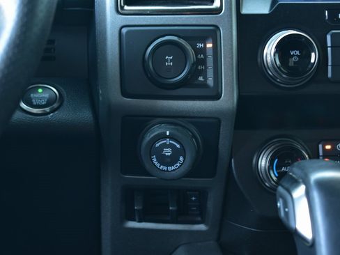 Used 2020 Ford F150 Raptor w/ Equipment Group 802A Luxury image 42