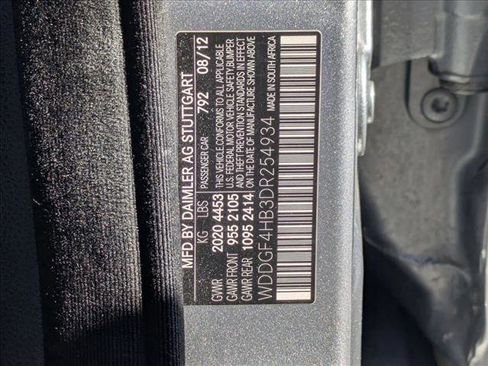 Used 2013 Mercedes-Benz C 250 Sedan image 25