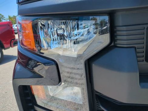 Certified 2024 Chevrolet Silverado 1500 Custom Trail Boss w/ Turbomax Blackout Package AWD/4WD image 10