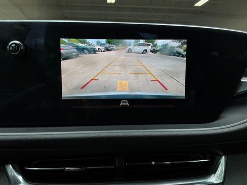 Used 2025 Buick Envista Preferred FWD image 34