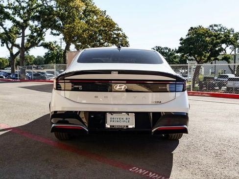 New 2026 Hyundai Sonata SEL FWD image 5