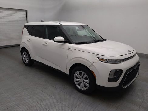 Used 2020 Kia Soul LX FWD image 11