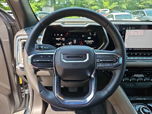 Used 2024 GMC Canyon Denali AWD/4WD image 20