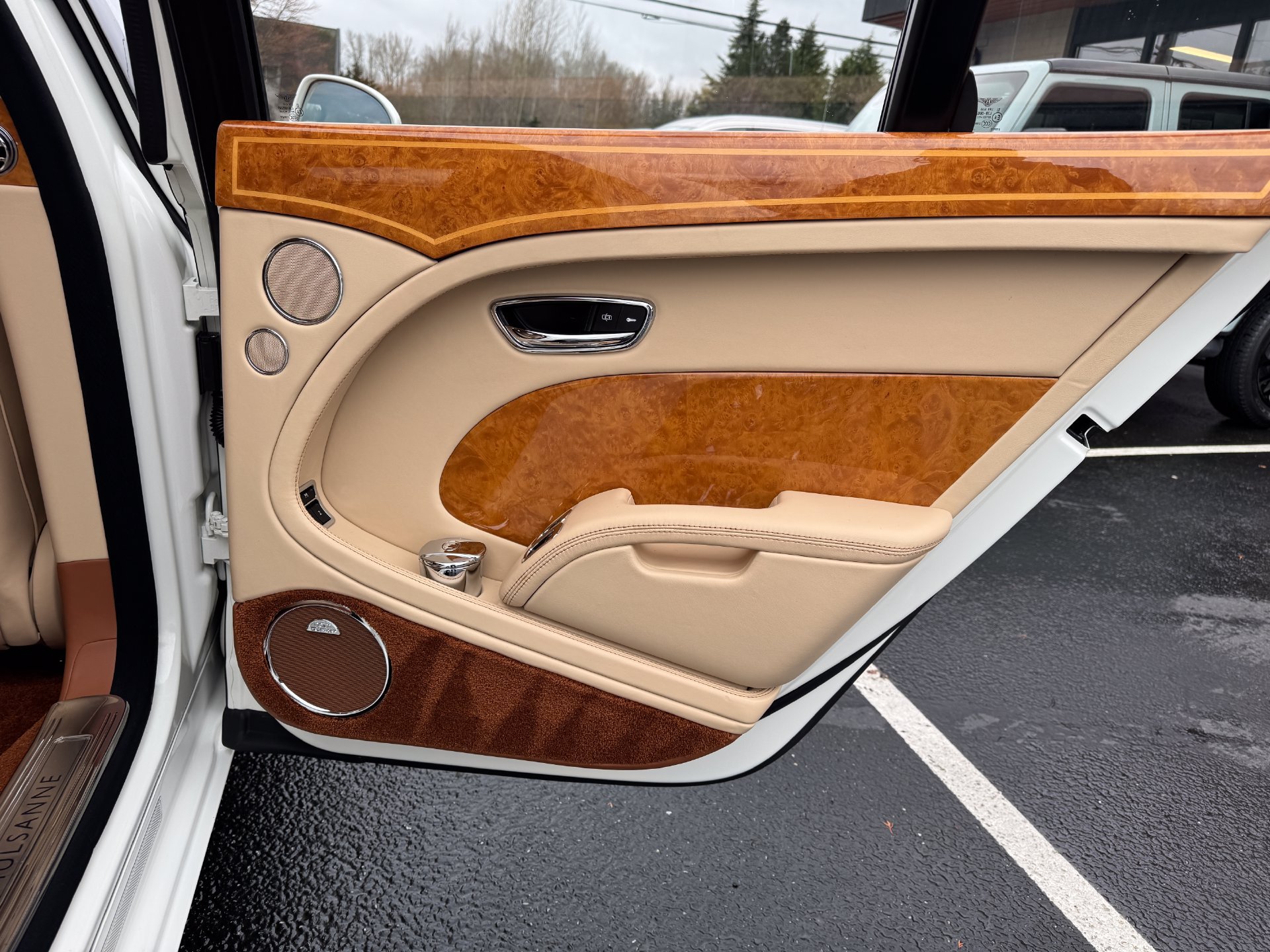 Used 2013 Bentley Mulsanne RWD image 69