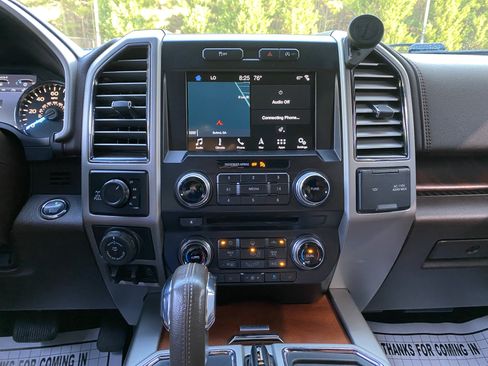 Used 2018 Ford F150 King Ranch w/ Equipment Group 601A Luxury AWD/4WD image 24