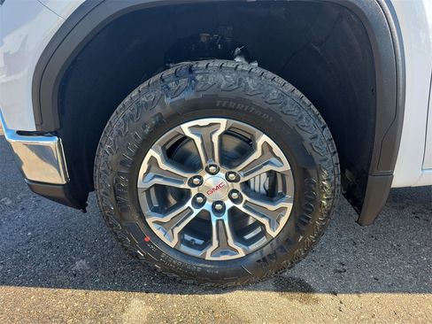 New 2026 GMC Sierra 1500 SLE image 36
