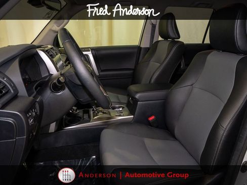 Certified 2024 Toyota 4Runner SR5 Premium AWD/4WD image 10