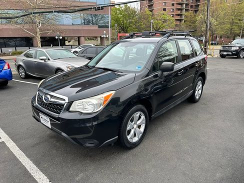 Used 2015 Subaru Forester 2.5i w/ Alloy Wheel Package image 4