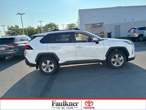Used 2025 Toyota RAV4 XLE w/ Convenience Package AWD/4WD image 6