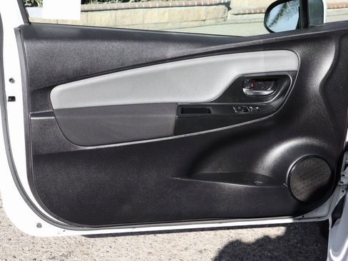 Used 2018 Toyota Yaris LE w/ Carpet Mat Package FWD image 16