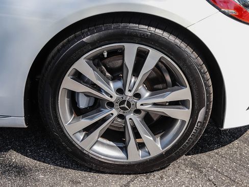 Used 2020 Mercedes-Benz C 300 Sedan image 7