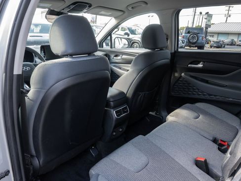 Used 2021 Hyundai Santa Fe SE FWD image 16