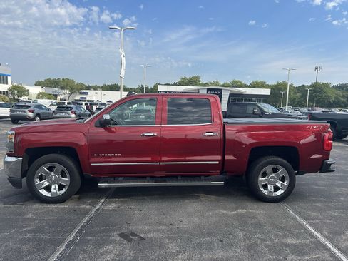 Used 2018 Chevrolet Silverado 1500 LTZ w/ Sport Package AWD/4WD image 8