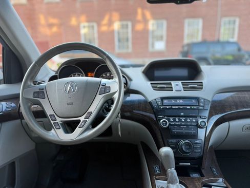 Used 2011 Acura MDX w/ Technology Package AWD/4WD image 19