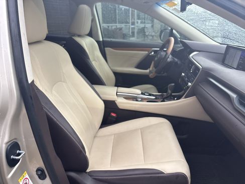 Used 2019 Lexus RX 350 AWD w/ Navigation Package image 34