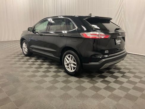 Used 2024 Ford Edge SEL AWD/4WD image 4
