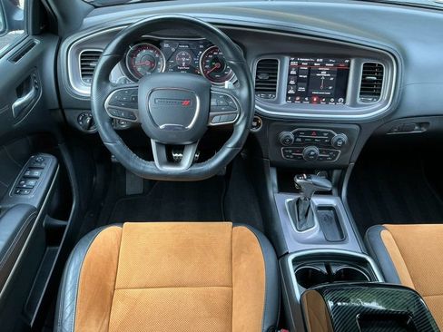 Used 2022 Dodge Charger Scat Pack RWD image 18