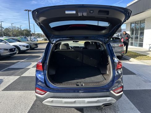 Used 2019 Hyundai Santa Fe FWD image 5