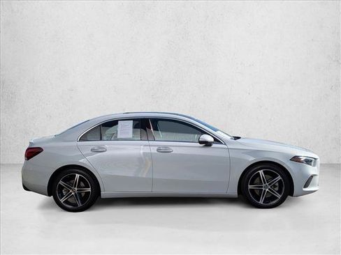 Certified 2019 Mercedes-Benz A 220 image 4