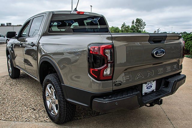 New 2026 Ford Ranger XLT w/ Trailer Tow Package AWD/4WD image 3
