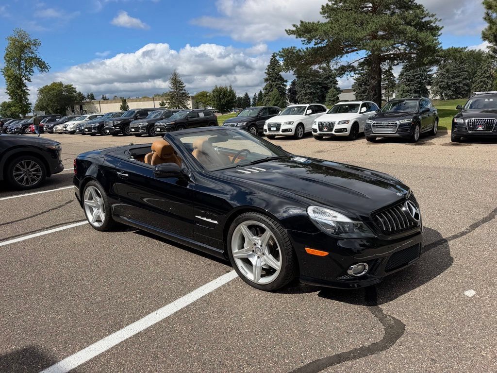 Used 2012 Mercedes-Benz SL 550 image 8