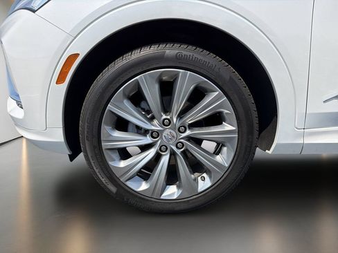 Certified 2025 Buick Envista Preferred FWD image 11