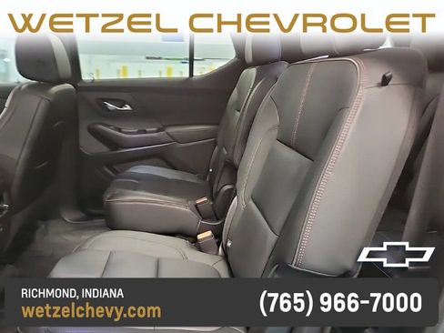 Used 2023 Chevrolet Traverse RS AWD/4WD image 6