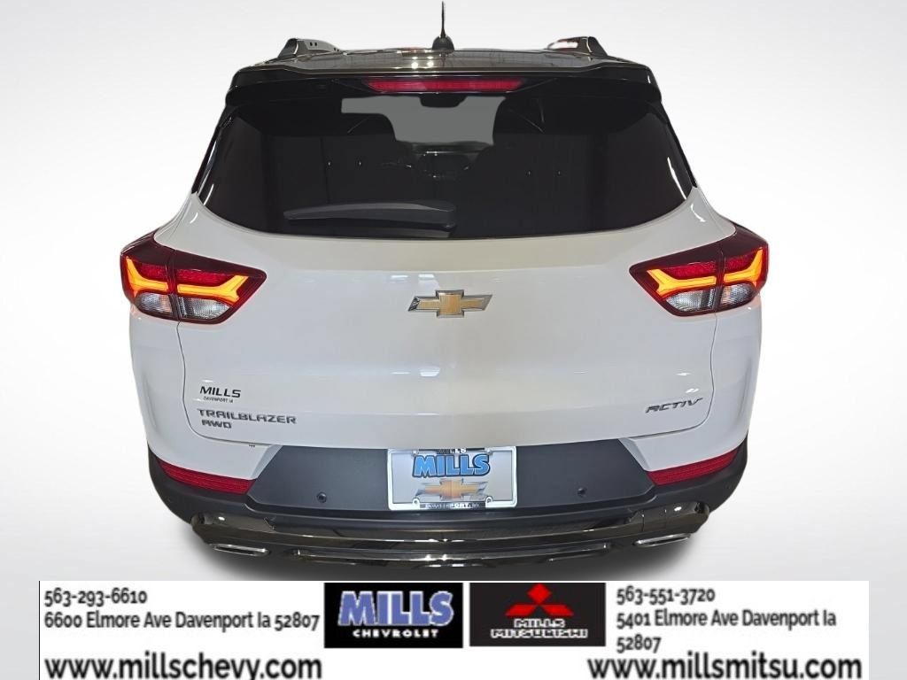 Used 2021 Chevrolet TrailBlazer ACTIV w/ Technology Package AWD/4WD image 4
