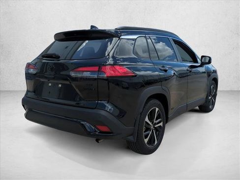 Used 2024 Toyota Corolla Cross XSE w/ Convenience Package image 5